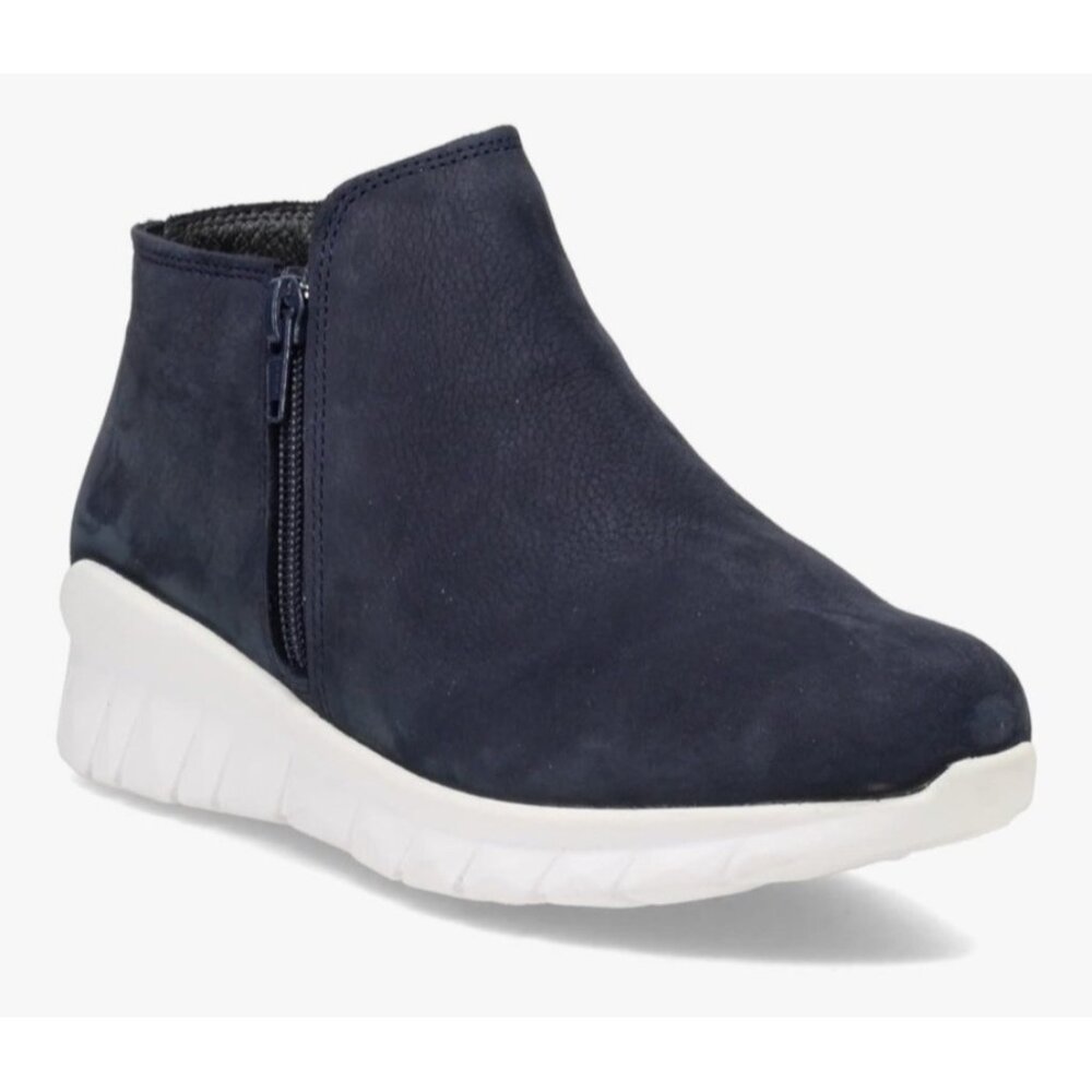 Naot Zodiac Navy Nubuck Size EU 42 Women’s Support Shoe EUC